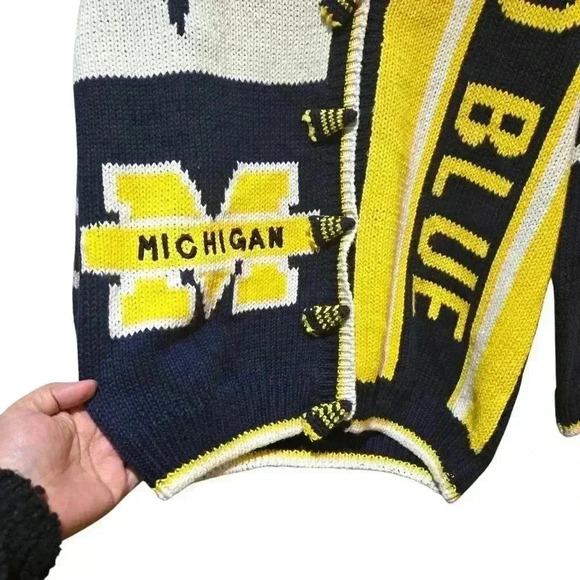 Rare Vintage Knit Belle Pointe Michigan Wolverines Cardigan Size M - Picture 4 of 7